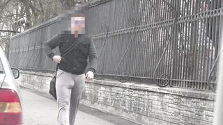 Bulge Dick Flash on Street \ Public Flashing