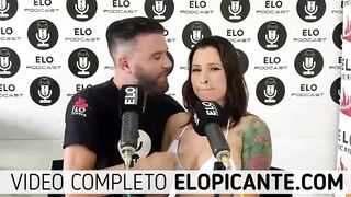 NYXX LE REGALA SU TANGA A ELO PODCAST