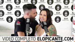 NYXX LE REGALA SU TANGA A ELO PODCAST