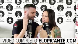 NYXX LE REGALA SU TANGA A ELO PODCAST