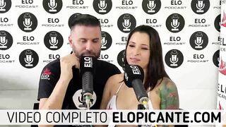 NYXX LE REGALA SU TANGA A ELO PODCAST