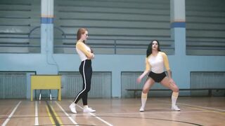 Girls Dancing Unbelivable, try not to Cum Challenge