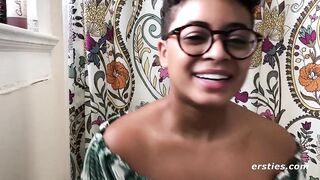 Ebony Amateur Kay uses 2 Toys to get off