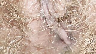 Mommy's Hairy Pussy Pees and Drips Creampie ???? Closeup