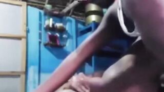 Indian Desi Tailor Cheating Sex in Her House After Stitching