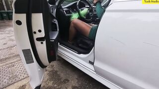 Stepmom No Panties in a Car Park - Candid Pussy