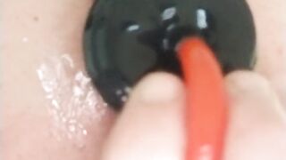 Opening my Ass with an Inflatable Plug