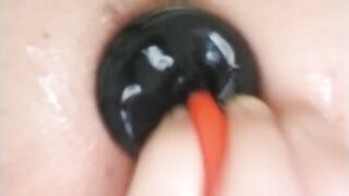 Opening my Ass with an Inflatable Plug