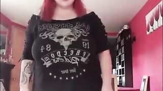 Super busty tiktok girl