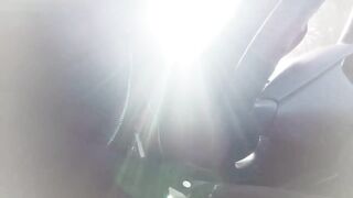 SEXY MILF DRIVES WITHOUT PANTIES, TEASE ,PLAYS HER PUSSY, TOUCH HER PUSSY WHILE DRIVING