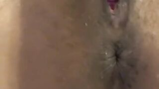 SlitVibez Shows Glazed Morning Cum