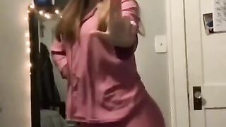 Tik Tok: Pawgs!#4