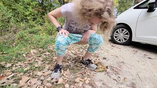 OnlyFans and Twitter Teen Slut Sarah Evans Pee's in Hiking Trail Parking Lot. Follow her Twitter