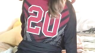 Volleyball Asian Teen GF gives a Good Suckin