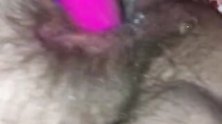 BBW Woman Plays with Vibrator & has Creamy Juices