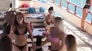 hot bikini girl dancing