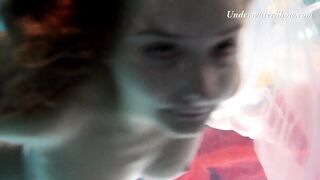 Edwige Slutty Teen Underwater