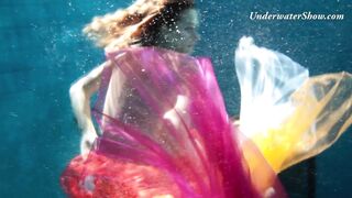 Edwige Slutty Teen Underwater