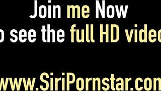 Busty Blonde Pornstar Siri Pornstar gives herself an Orgasm!