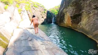 Sri Lankan Couple Risky OUTDOOR SEX at near Waterfall