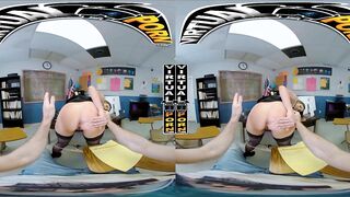 BANGBROS - Italian MILF Marcia Chanelle In Virtual Reality