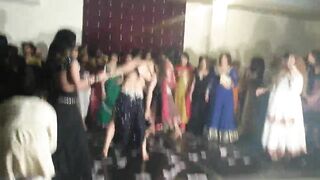 jiya khan mujra dance - YouTube.MKV