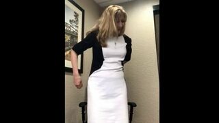 Public Paulina – Stripping Off My Dress + Cumming In The Office