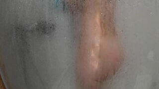 UM FAST DURING THE SHOWER - HUGE CUMSHOT