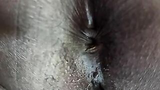 Fat ass African ebony pees in slomotion plus bonus fart!