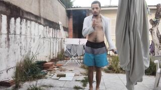 Guy undressing to pee and Smoke / fetish man