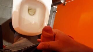 Guy CUMS in PUBLIC bathroom THERE ARE OTHER PEOPLE!