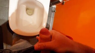 Guy CUMS in PUBLIC bathroom THERE ARE OTHER PEOPLE!