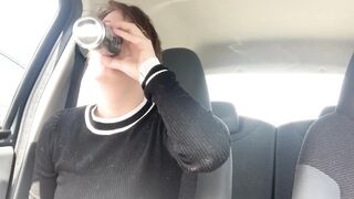 Nordic Amateur Girl Flashes in Car ❤︎