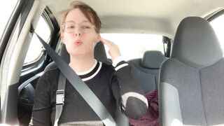 Nordic Amateur Girl Flashes in Car ❤︎