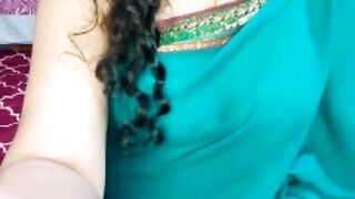 Green colour saree pe new married indian bhabhi hot video