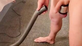 Hoover blowjob ruined cumshot