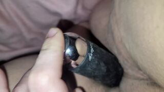 Magic wand in fat pussy