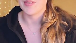 Cute Camgirl Professionally Rates Your Cock! POV