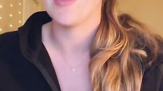 Cute Camgirl Professionally Rates Your Cock! POV