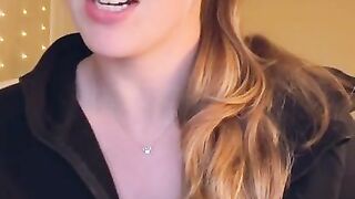 Cute Camgirl Professionally Rates Your Cock! POV