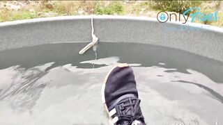 18 yo Playing with gym clothes in the pool ???????? Wet sneakers and tight wetlook leggings