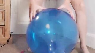 PureLucie Ballooning Around