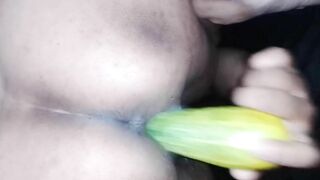 Pakistani bhabhi use cucumber and cuming part 2