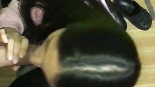 POV - Pintor viene a pintarme la casa y termina llenando mi boca de leche