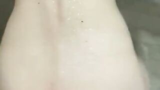 Quick Fuck In Hotel Shower