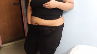 Hot Bhabhi akele masturbating kar rahee thee jab usane dekha devar aur choda diya - Desi Sex