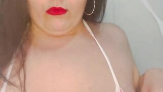 Curvy Canadian BBW Slut Loves to Shake her Massive 42 DDD NATURAL TITS For Camera