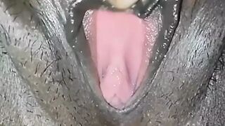 Odiya girl pussy fingering in college toilet