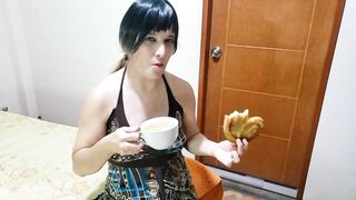 Sexy Girl Drinks Pee In A Cup While Eating A Cookie