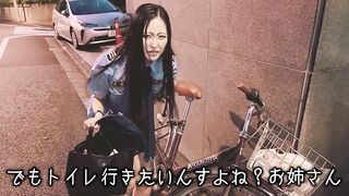 婦警お漏らし!?不審者に説教中、ガマン限界を超えてしまう女警察官ドラマ ｜おしがま,素人,日本人,無修正,おもらし,おしっこ,尿,野外,個撮,コスプレ,警察,美脚,手コキ,射精,フェラ失禁ぶっかけ顔射